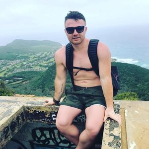 Meet your Posher, Ion